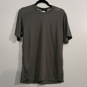 NWT Adidas Men's Dark Gray Short Sleeve Tee
